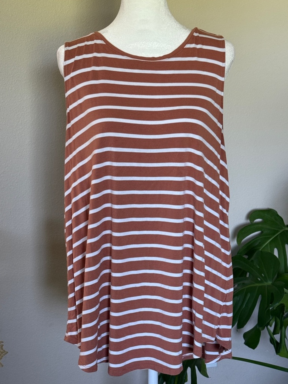 Old Navy Luxe Caramel Brown and White Striped Sleeveless Tunic, XL
